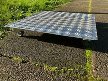 Lade das Bild in den Galerie-Viewer, 6350114