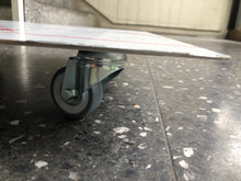 Lade das Bild in den Galerie-Viewer, amazon4