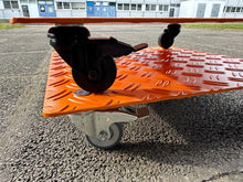 Lade das Bild in den Galerie-Viewer, 6350115