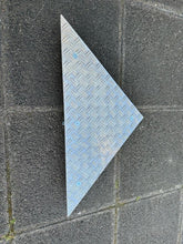 Lade das Bild in den Galerie-Viewer, 6350106