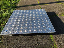 Lade das Bild in den Galerie-Viewer, 6350120