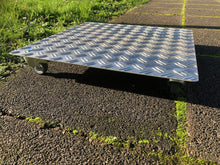 Lade das Bild in den Galerie-Viewer, 6350181