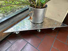 Lade das Bild in den Galerie-Viewer, 6350106
