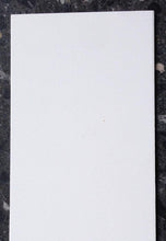 Lade das Bild in den Galerie-Viewer, 1,5mm Aluminiumblech eins. bandbeschichtet - RAL9016 weiß - Länge 100mm - Breite frei wählbar
